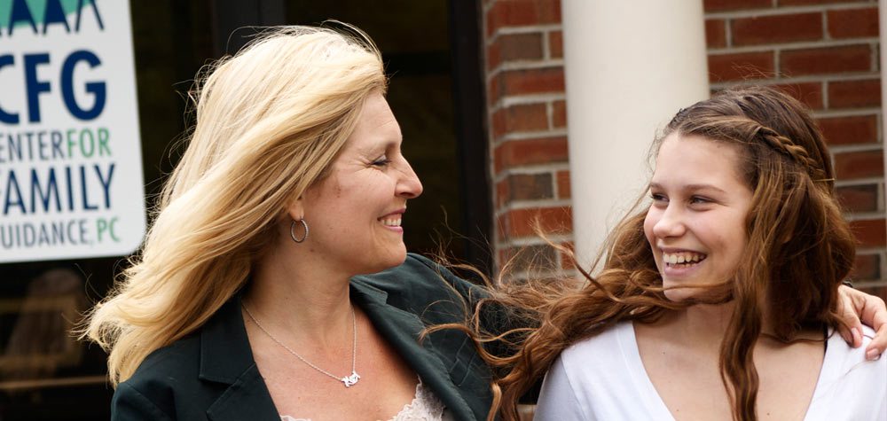 mother-daughter-smiling